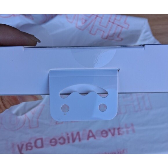 NEW! heyday with Vivien Rodriguez 5000mAh Power Bank - Picture 4 of 4